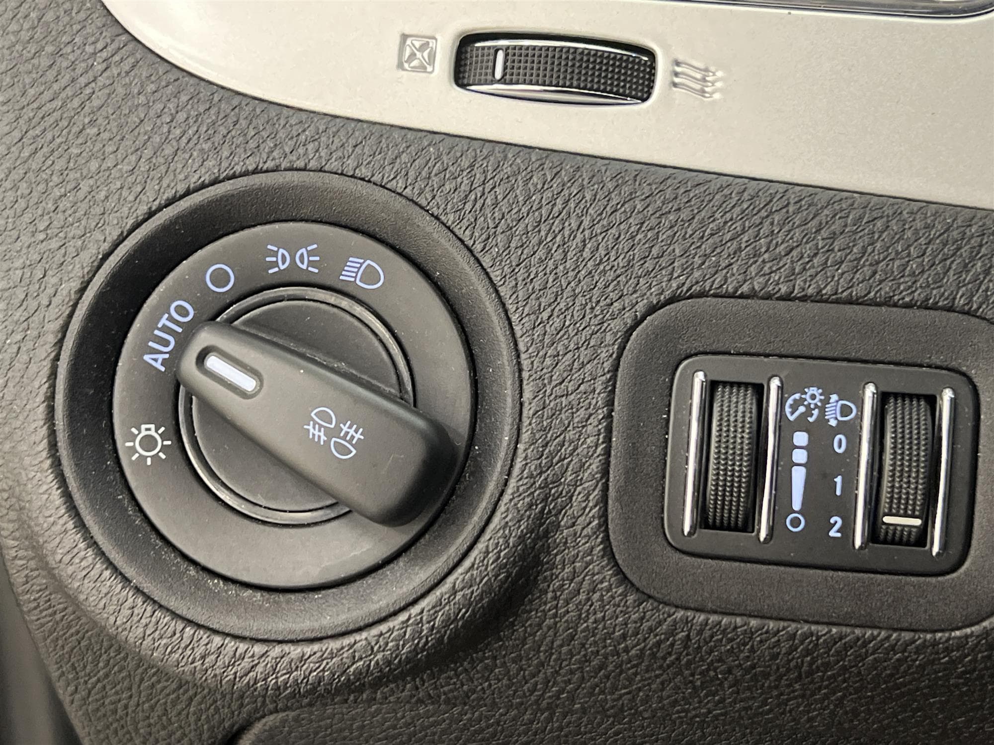 Fiat Freemont 3.6 V6 4x4 280hk  M-Värmare Keyless Nyservad
