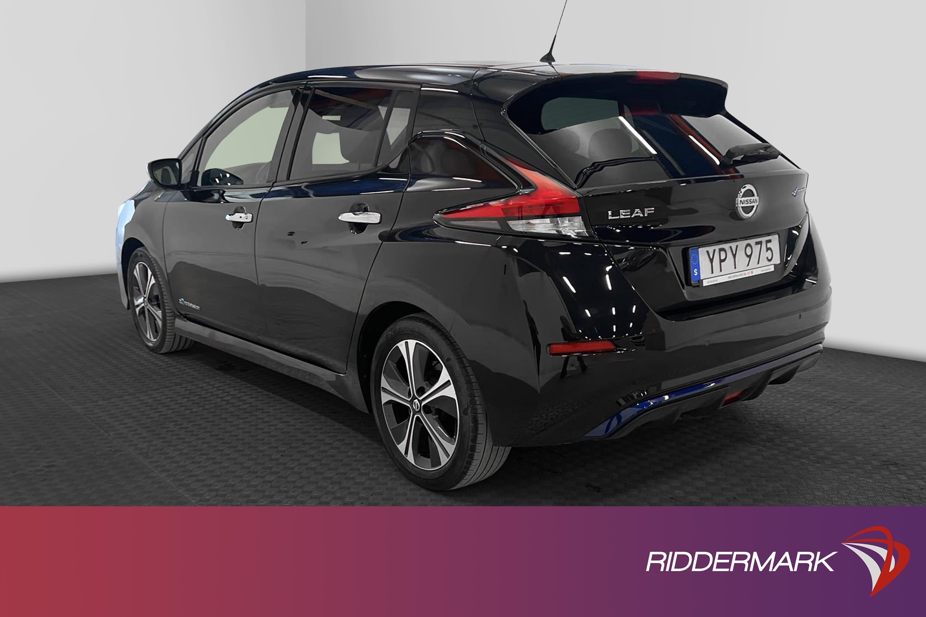 Nissan Leaf 40 kWh 150hk Tekna 360* Backkamera Navi