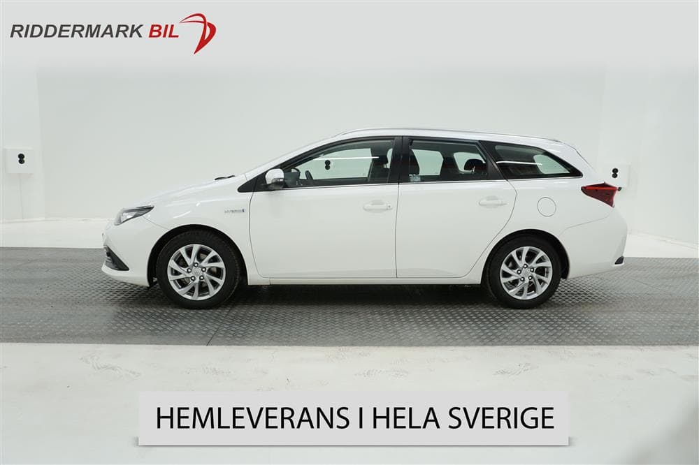 Toyota Auris Hybrid 1.8 VVT-i CVT 136hk