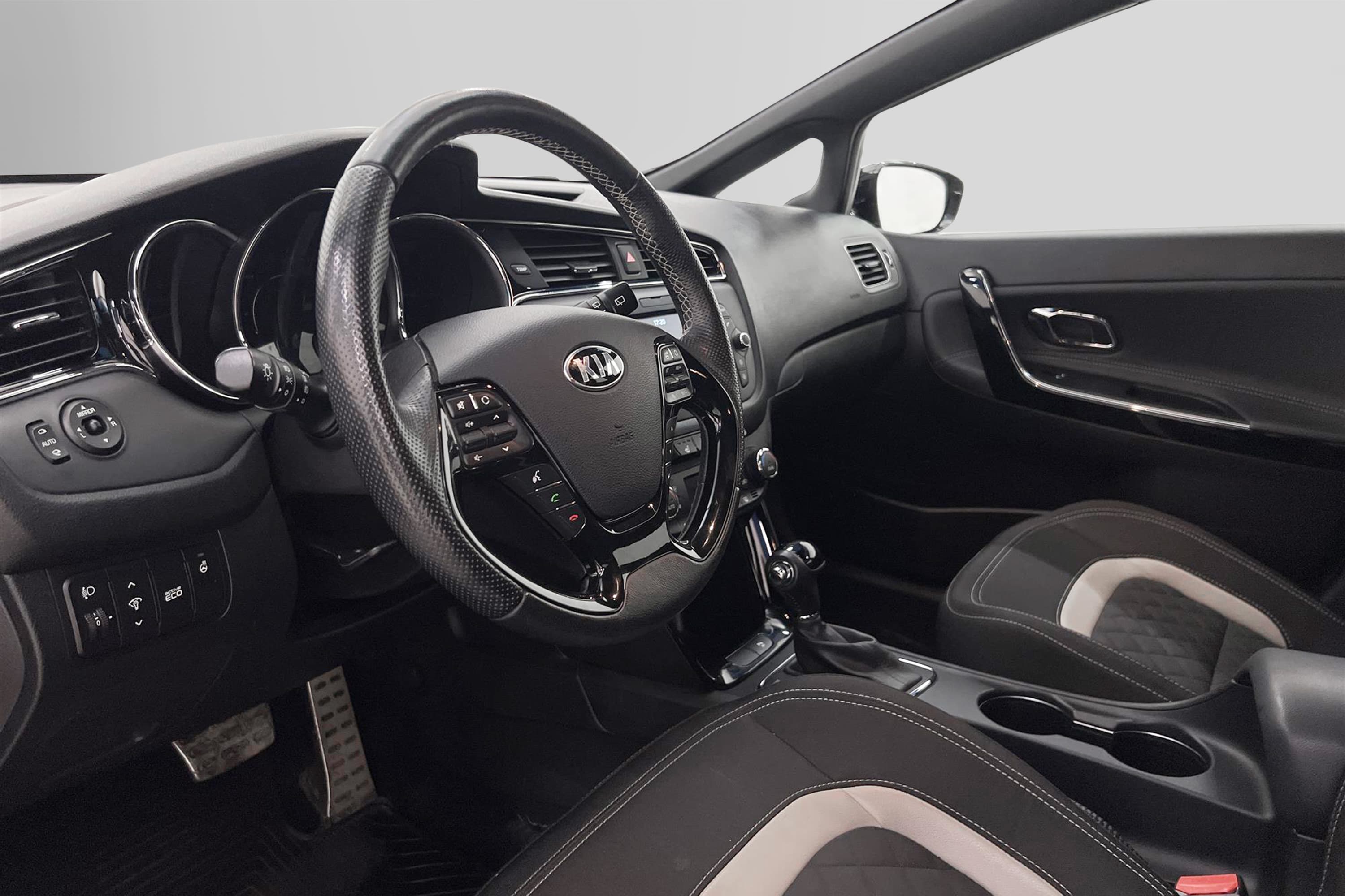 Kia Ceed SW 1.6 DCT 136hk GT-Line Navi B-Kam Drag 0,40L/mil