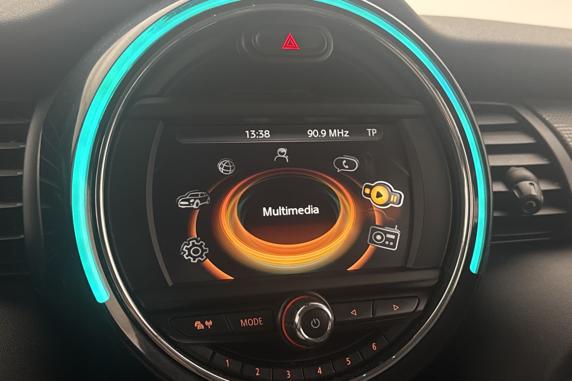 MINI Cooper 136hk Chili Halvskinn Keyless 0,48l/Mil