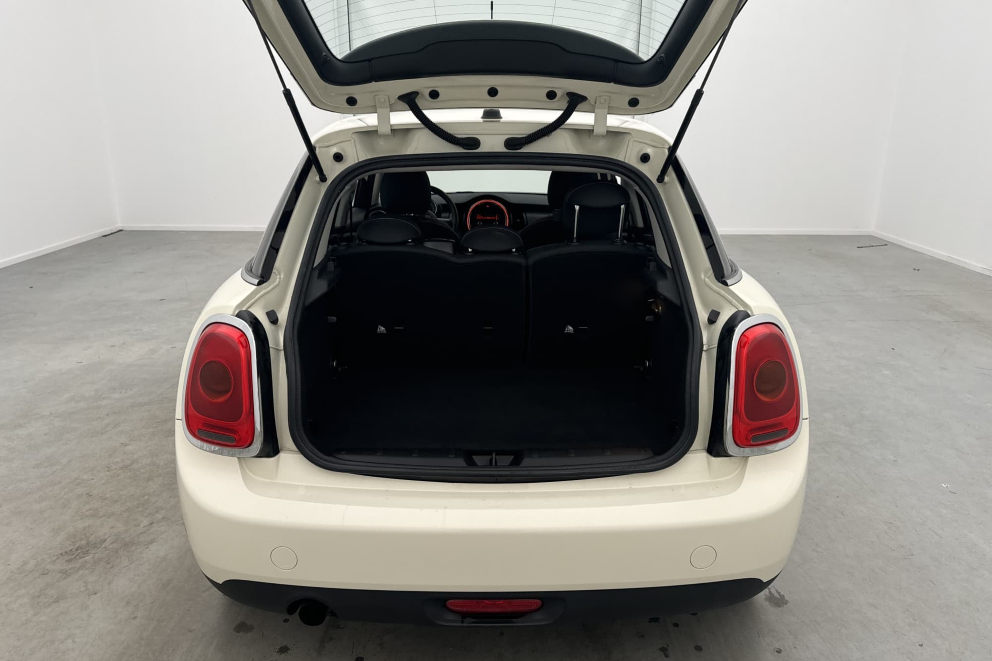MINI One 102hk Pepper 382kr Årsskatt 2 Brukare 0,48L/Mil