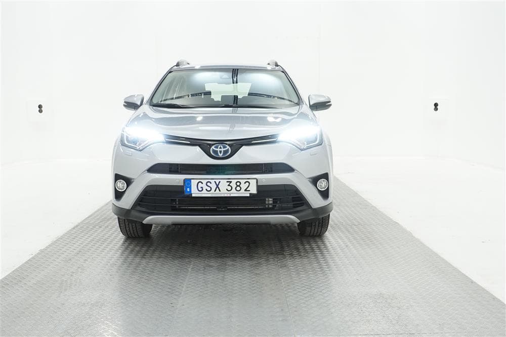 Toyota RAV4 2.5 HSD 197hk AWD Backkamera 2 Brukare 0,49L/milexteriör