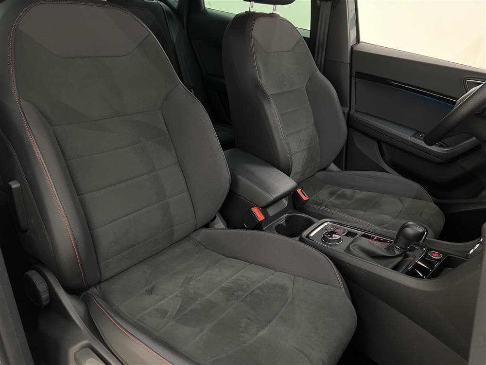 SEAT Ateca 2.0 TSI 4D 190hk B-Värm Cockpit 360 Beats Draginteriör