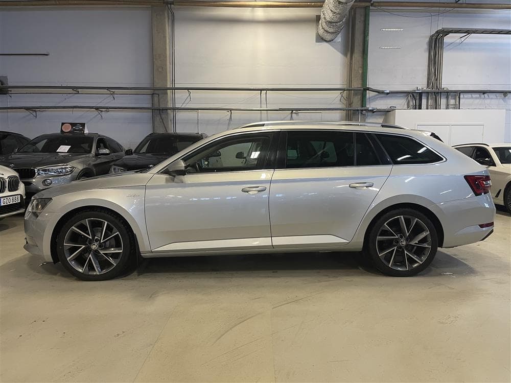 Skoda Superb 2.0TDI 4x4 Kombi 