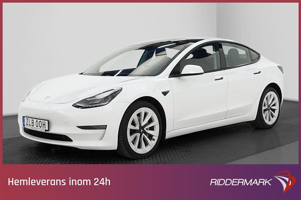 Tesla Model 3 Long Range AWD 440hk Svensksåld Premiumexteriör