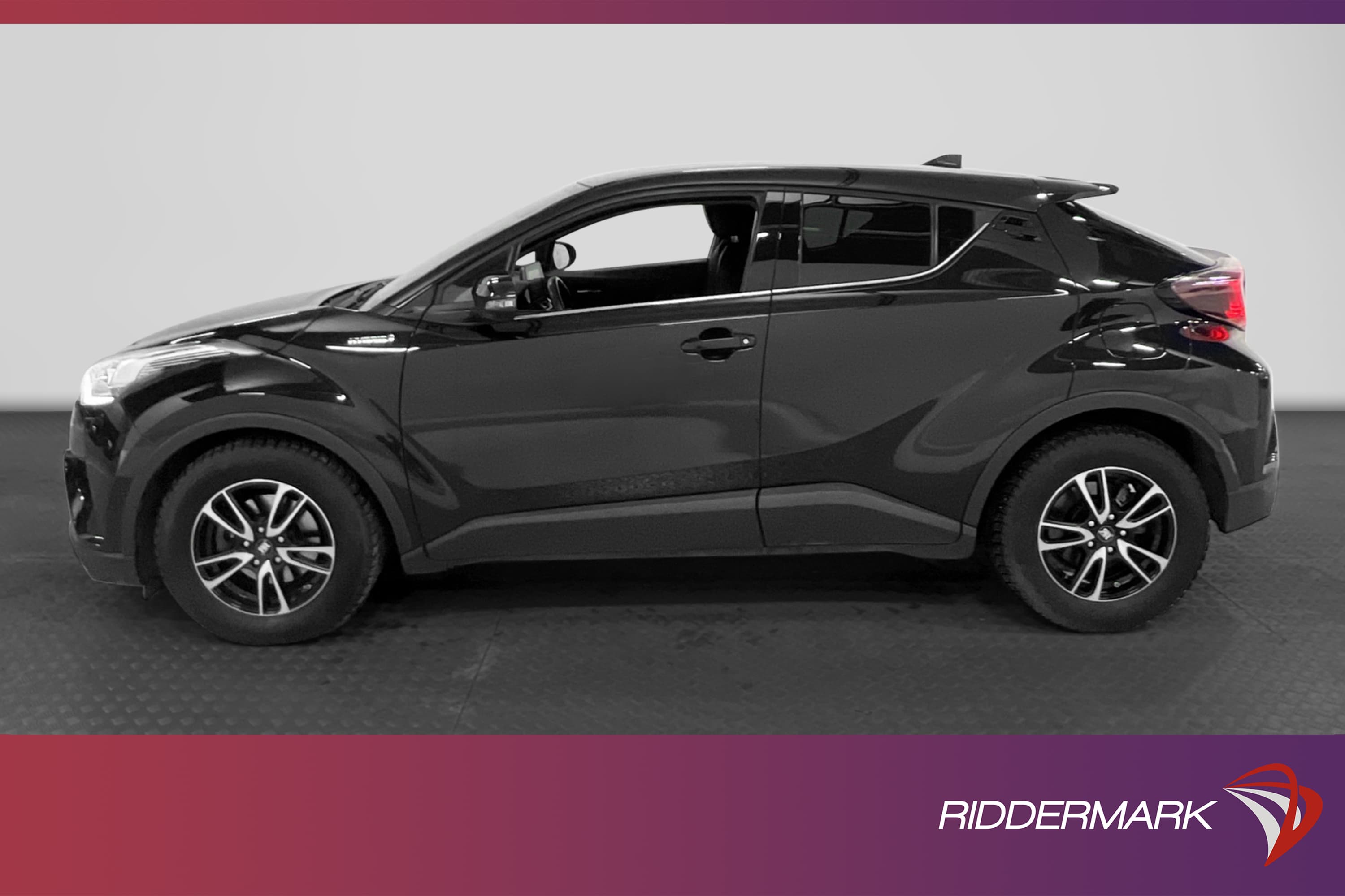 Toyota C-HR 1.8 HSD 122hk Executive