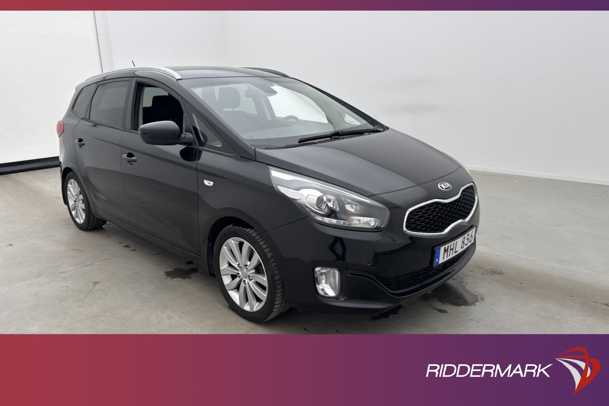 Kia Carens 1.7 141hk