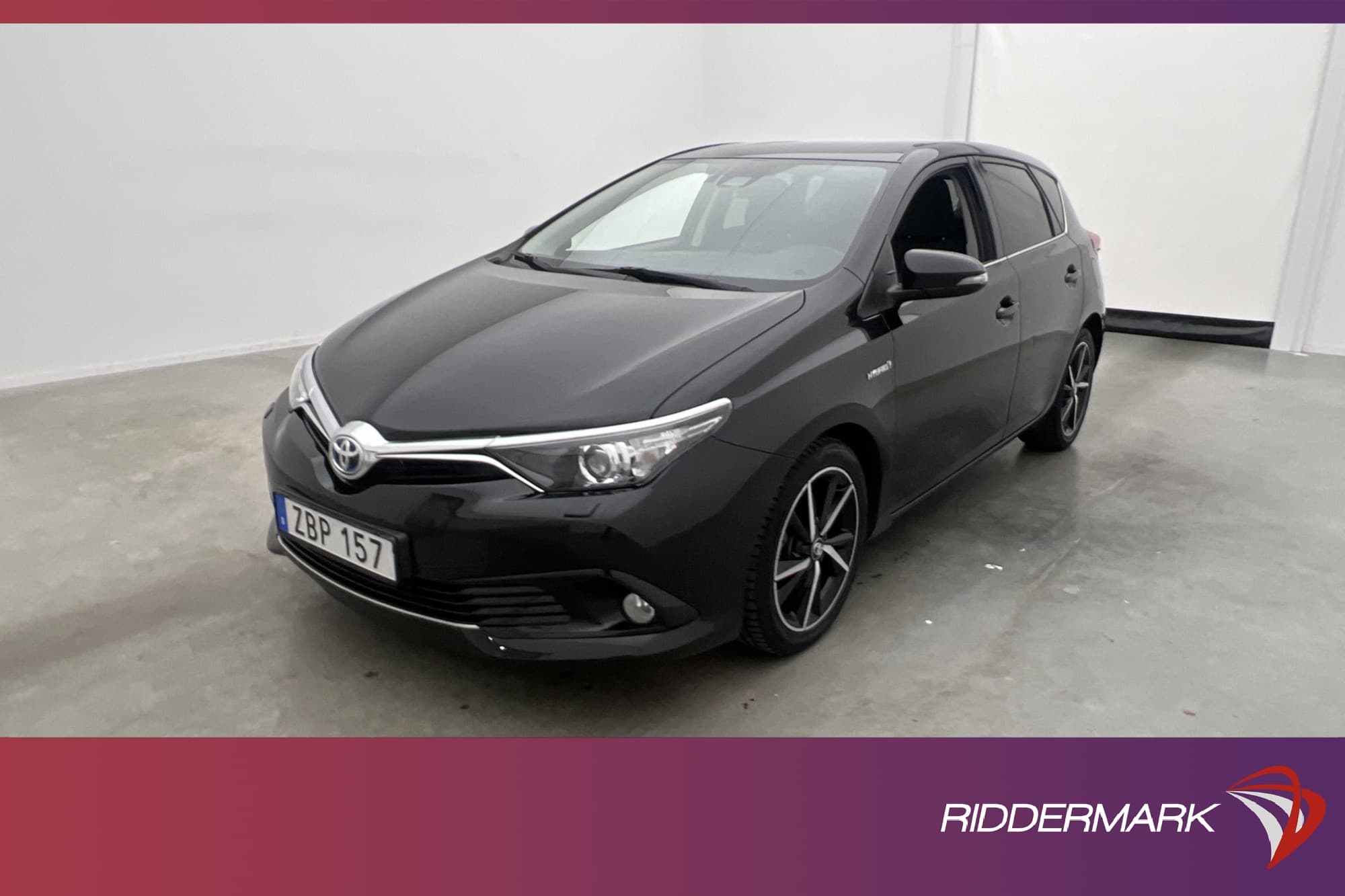 Toyota Auris Hybrid 136hk