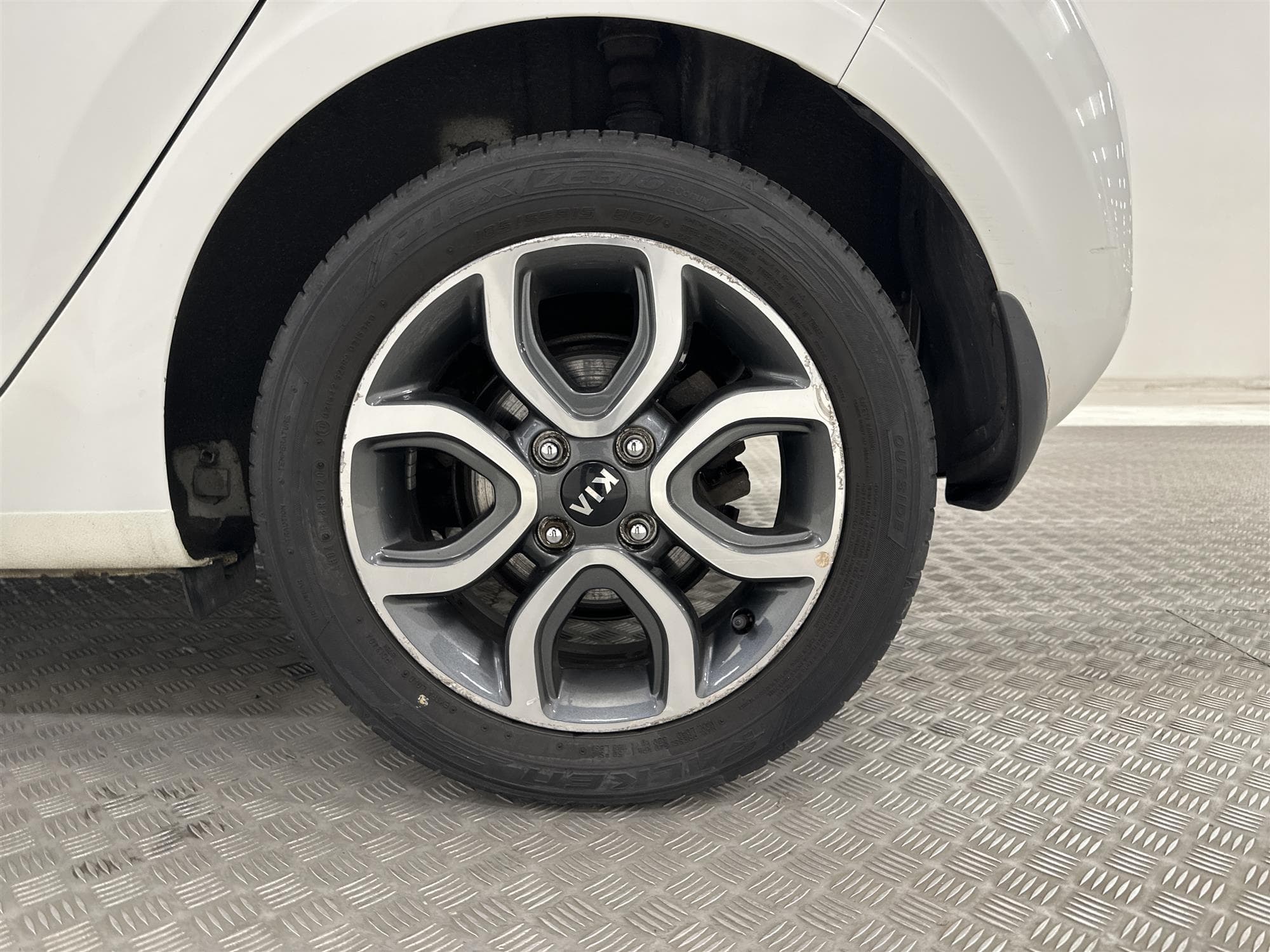 Kia Picanto 1.25 MPI Automat 84hk Kamera Carplay 0,66l/mil