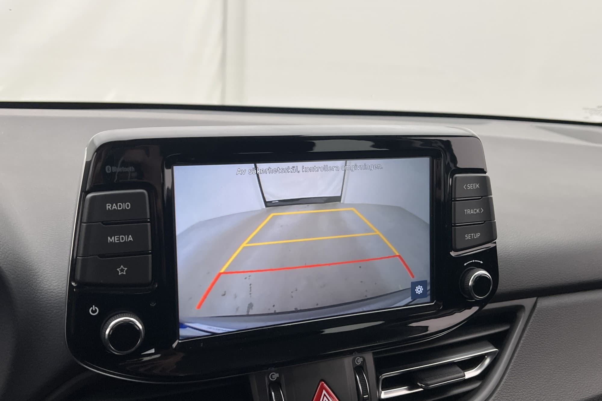 Hyundai i30 Kombi 120hk Essential B-kamera CarPlay Rattvärme
