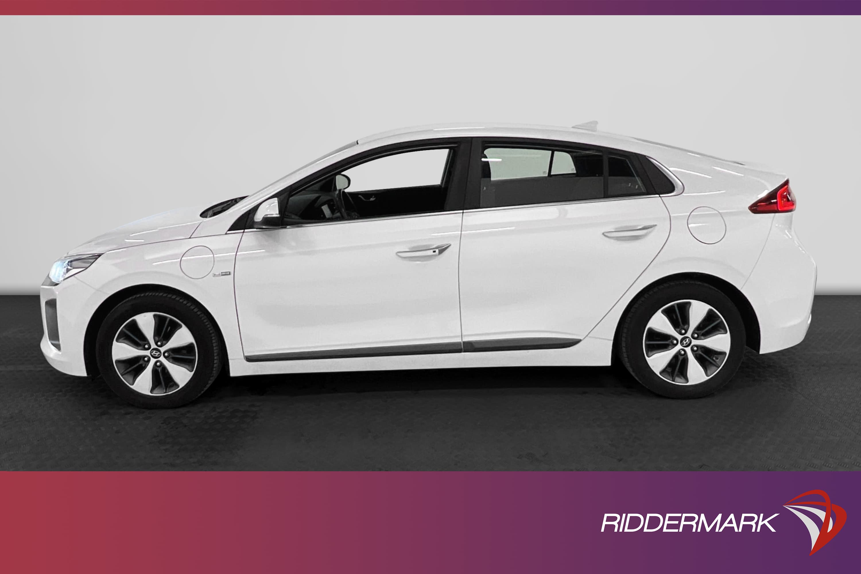 Hyundai IONIQ Plug-in 164hk