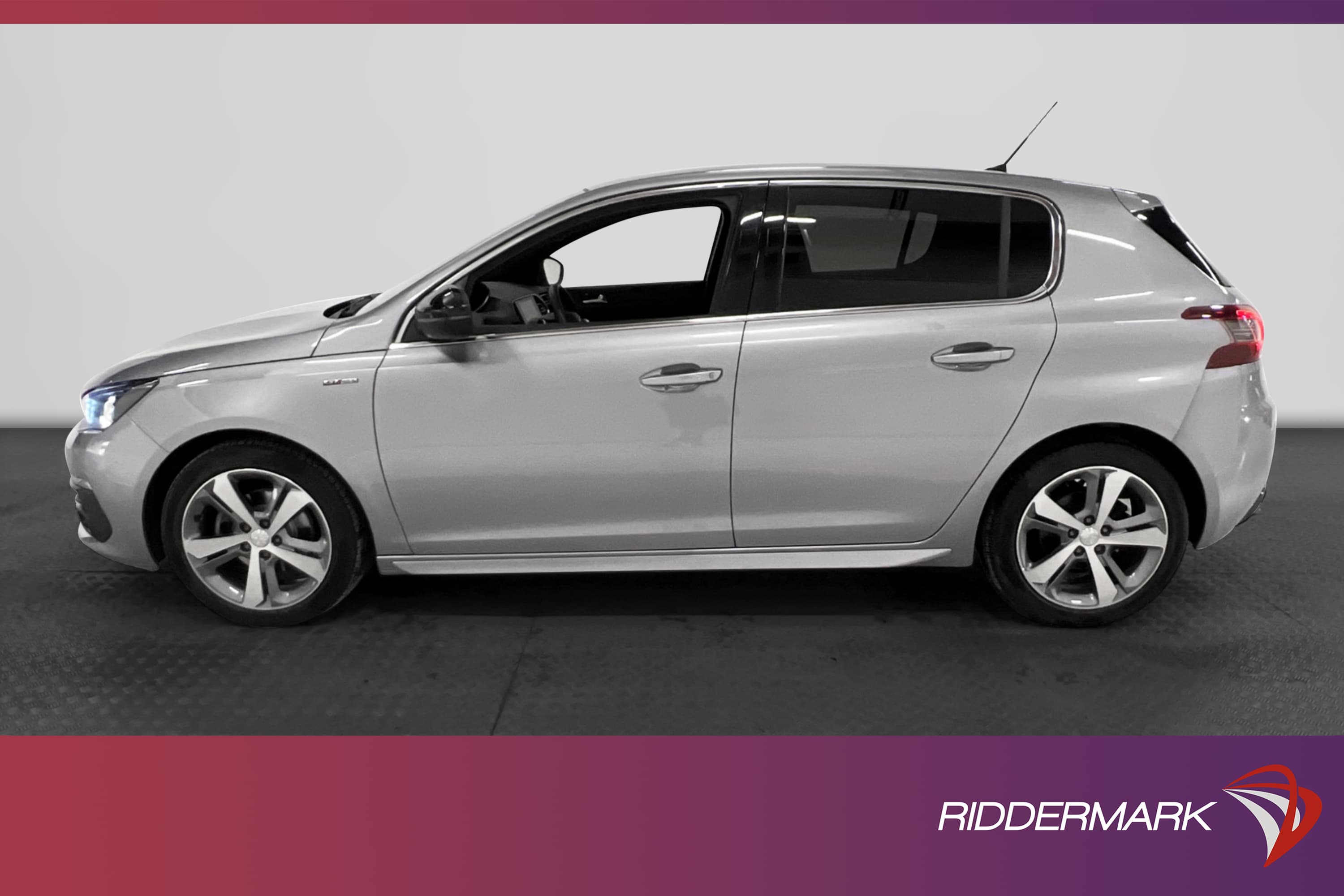 Peugeot 308 1.2 e-THP 130hk