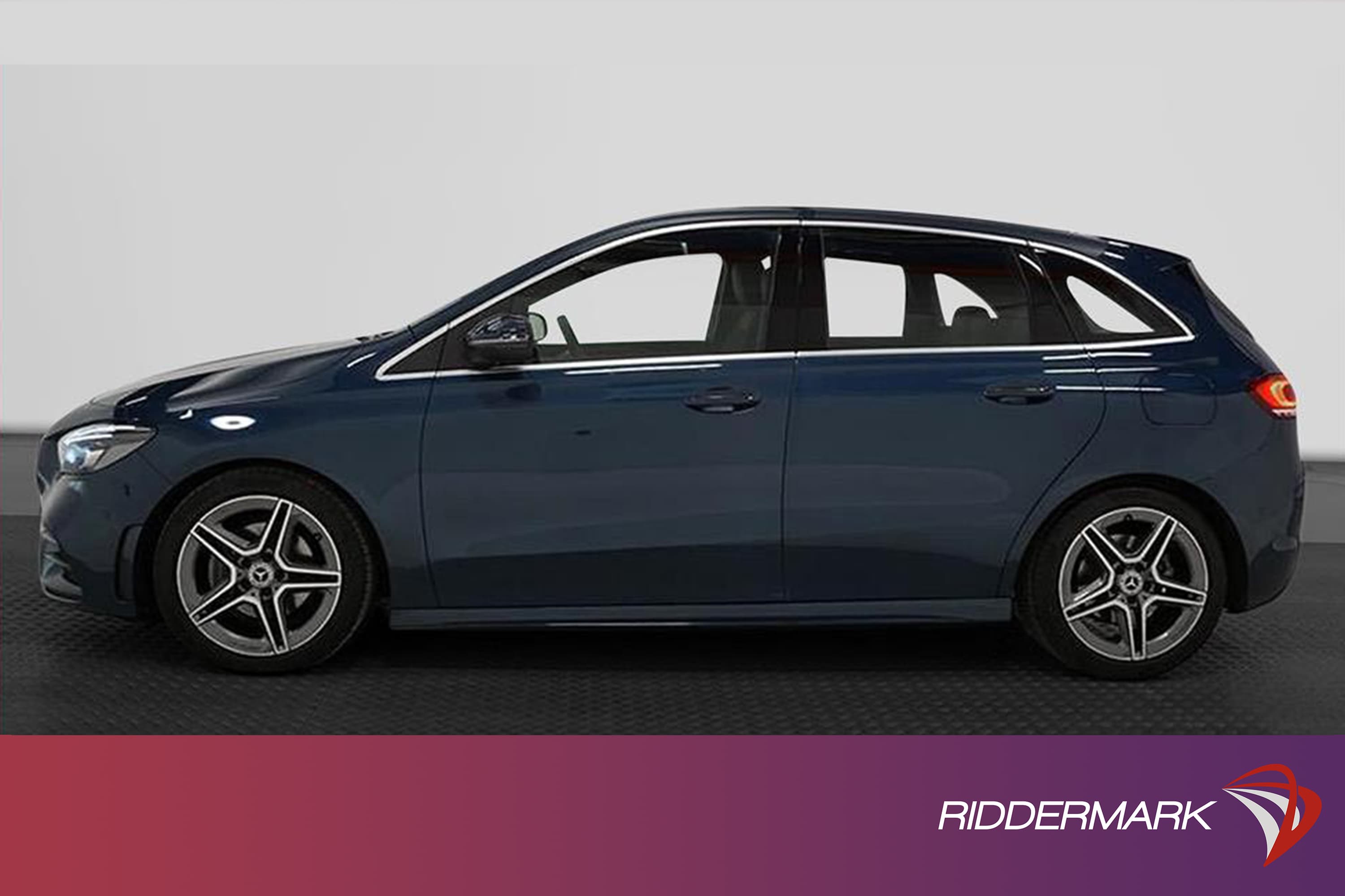 Mercedes-Benz B 200 AMG Panorama Kamera Dragkrok Naviexteriör