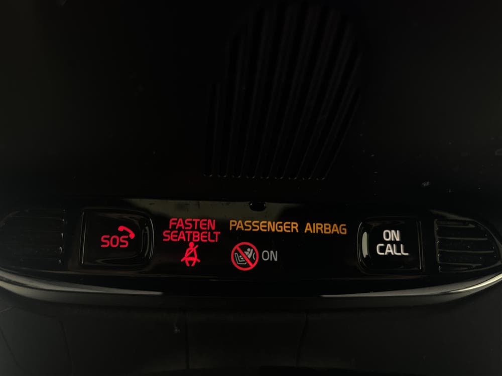 Volvo XC60 D4 AWD 190hk R-Design VOC Värmare 360° Navi Drag