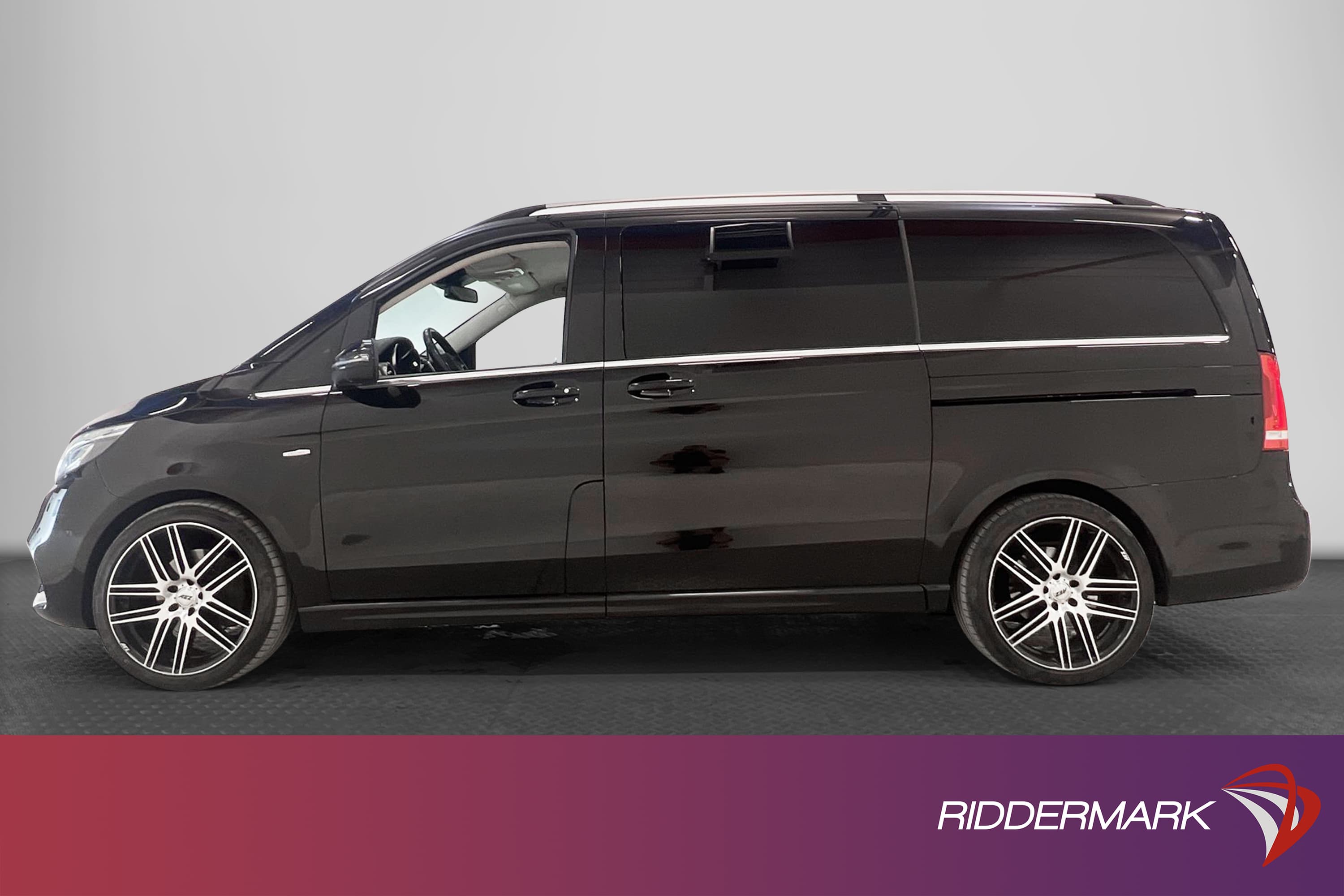 Mercedes-Benz V250 Automat Exlusice AMG Pano Burmeister