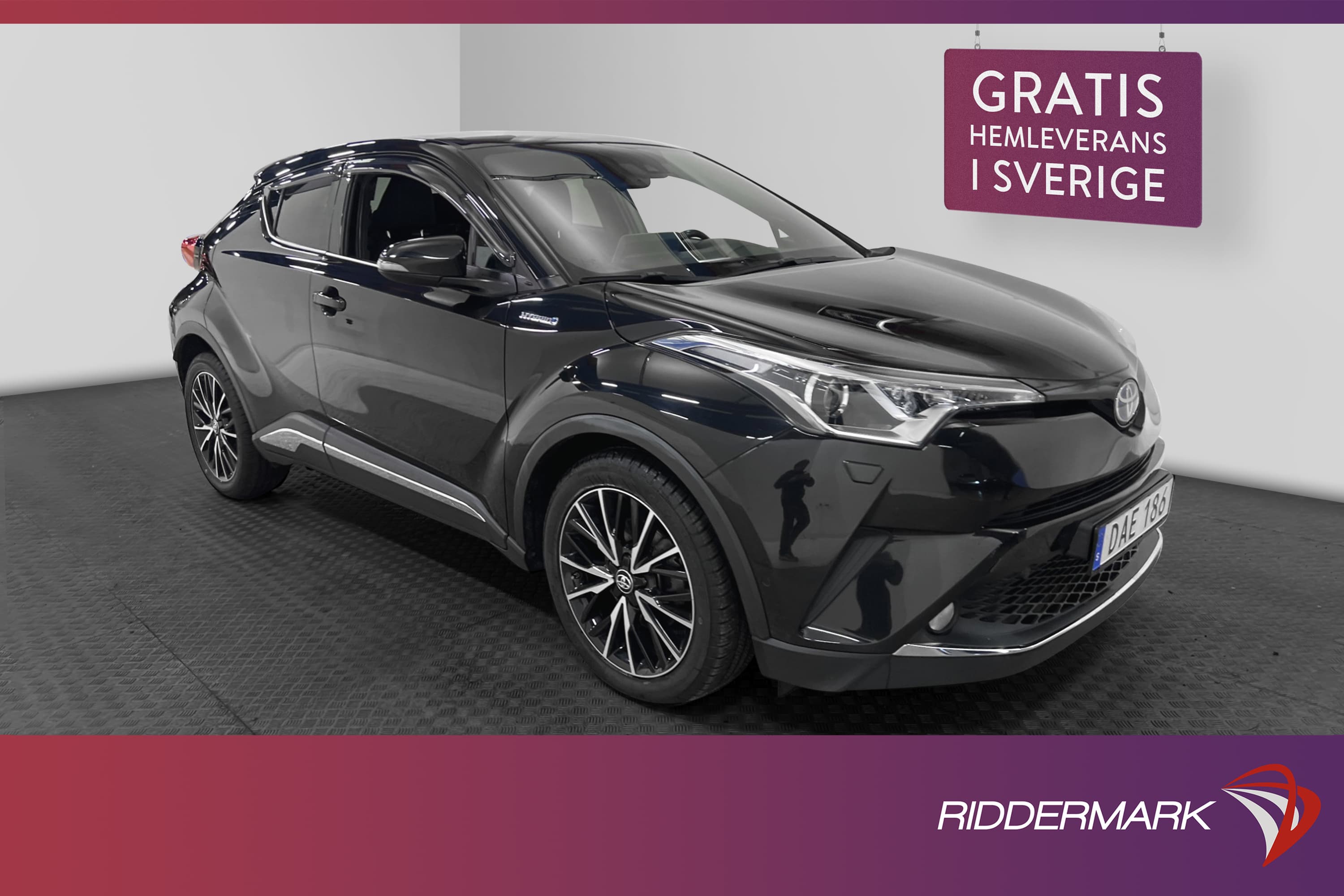 Toyota C-HR Hybrid CVT 122hk