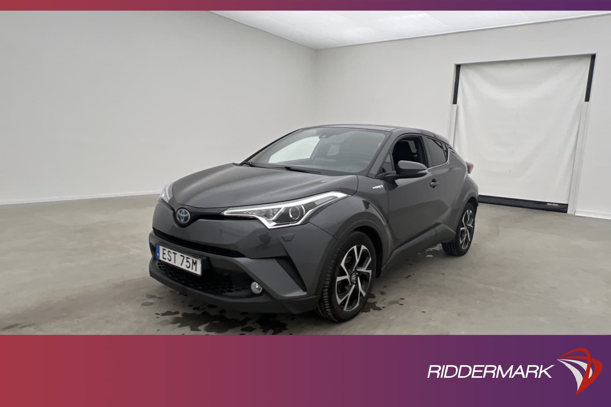 Toyota C-HR Hybrid 122hk