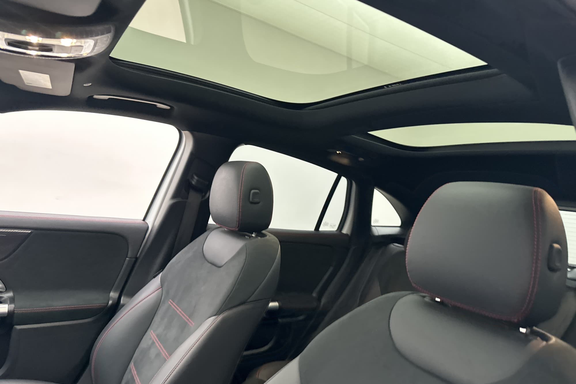 Mercedes-Benz GLA 200 4M 163hk AMG Navi Wide Kamera Pano