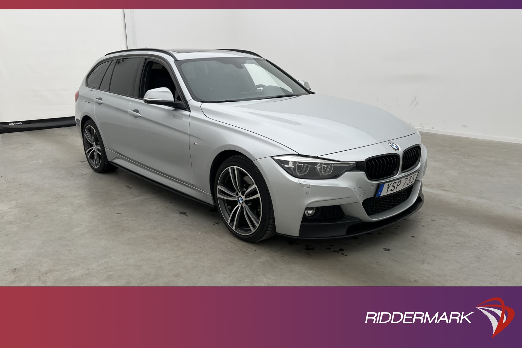 BMW 330 i xDrive Touring