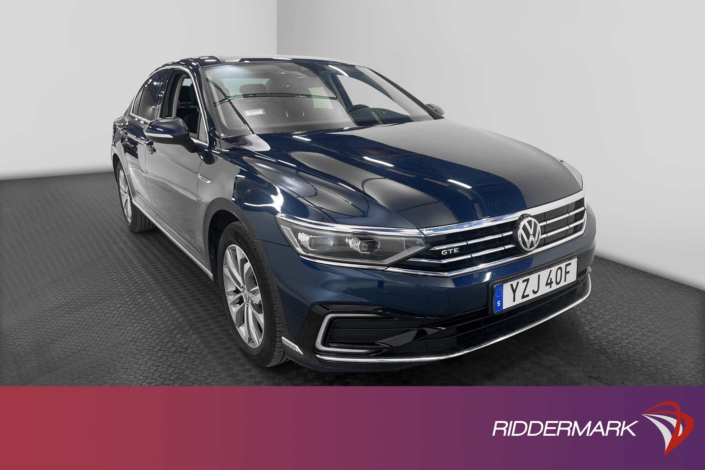 Volkswagen Passat GTE 218hk