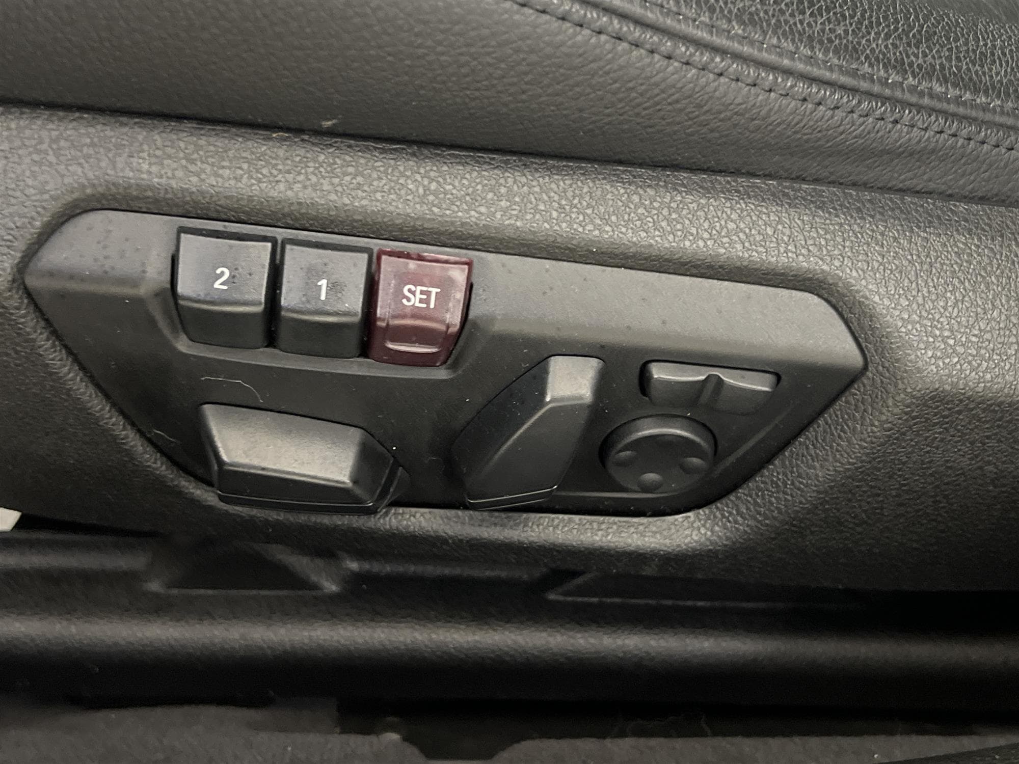 BMW 328i xDrive 245hk Pano M-Värm H/K Navi B-Kam Skinn PDC