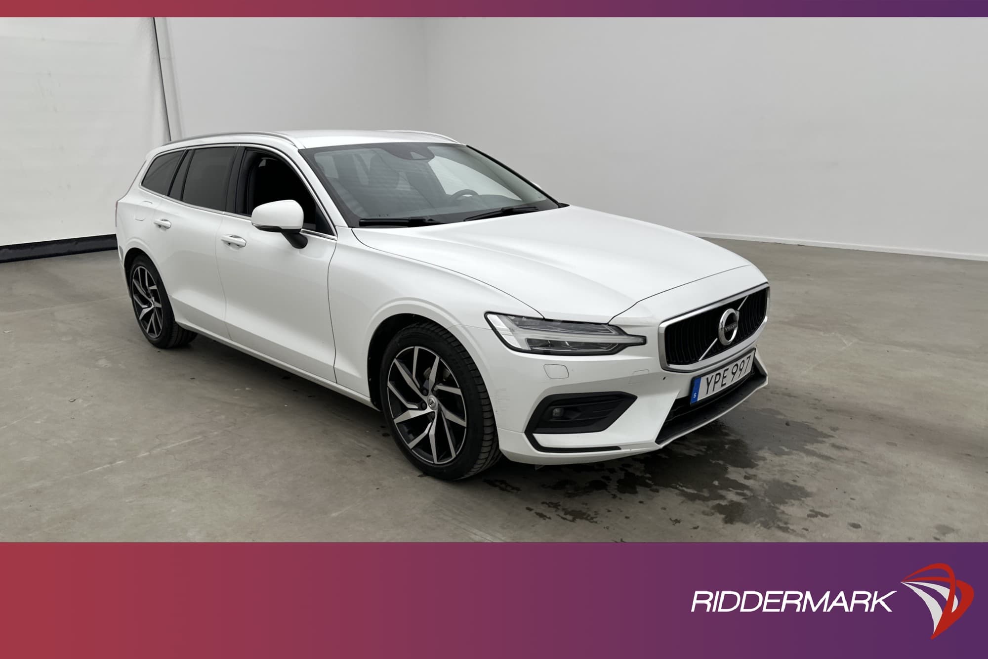 Volvo V60 D3 150hk Advanced D-Värm CarPlay Rattvärme Keyless