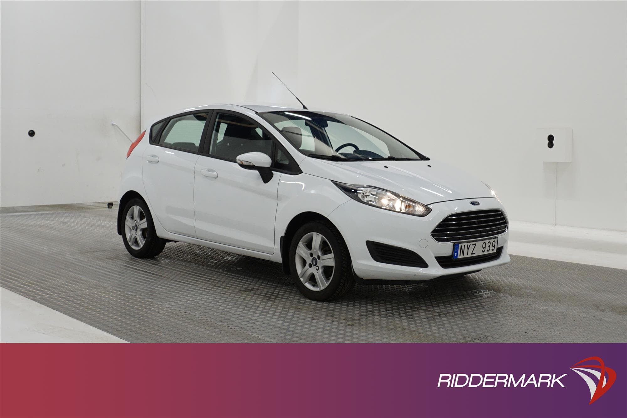 Ford Fiesta 1.2 82 hk Bensin/Gas
