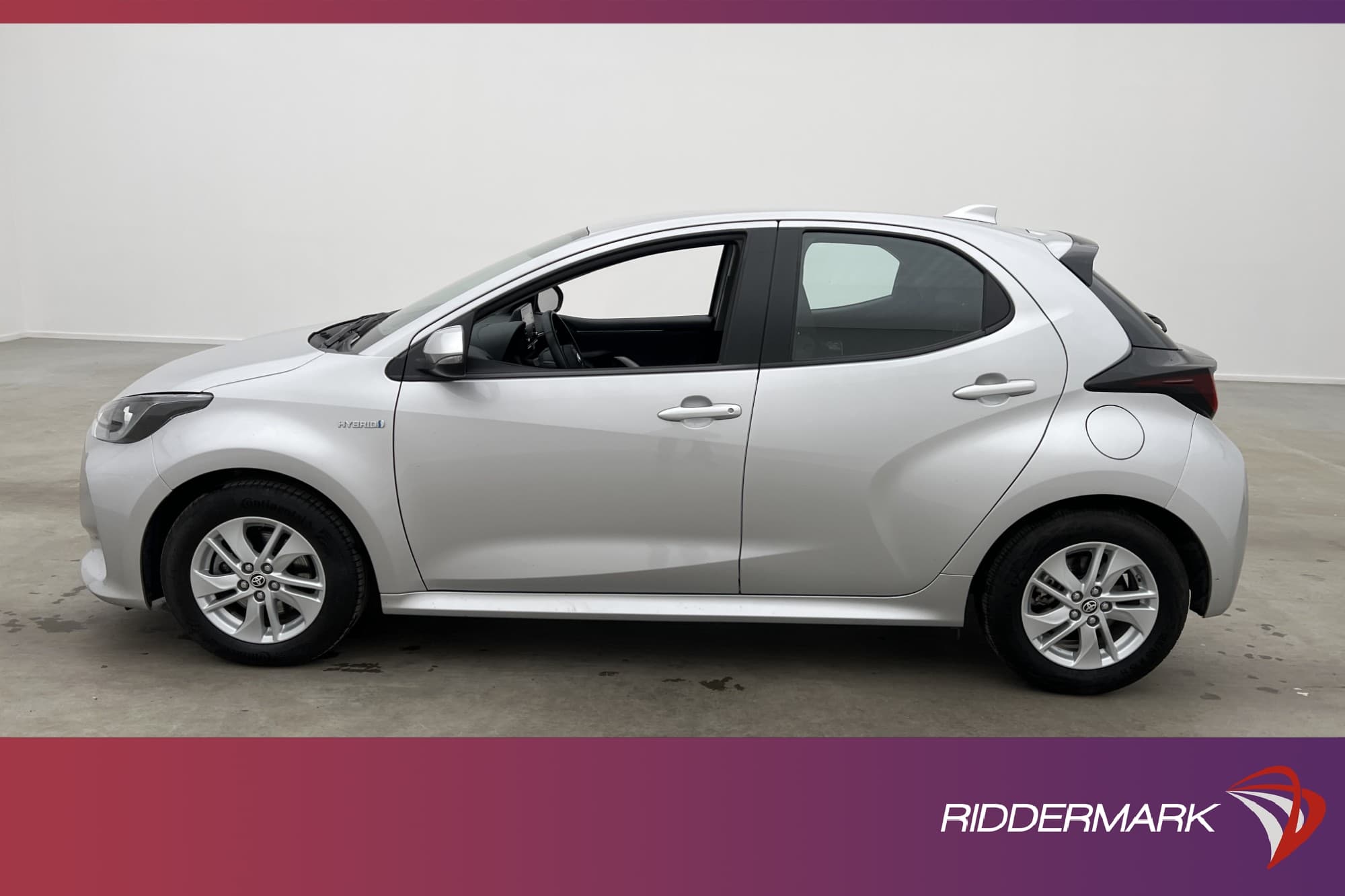 Toyota Yaris Hybrid CVT 116hk Active Kamera M&K-värm 