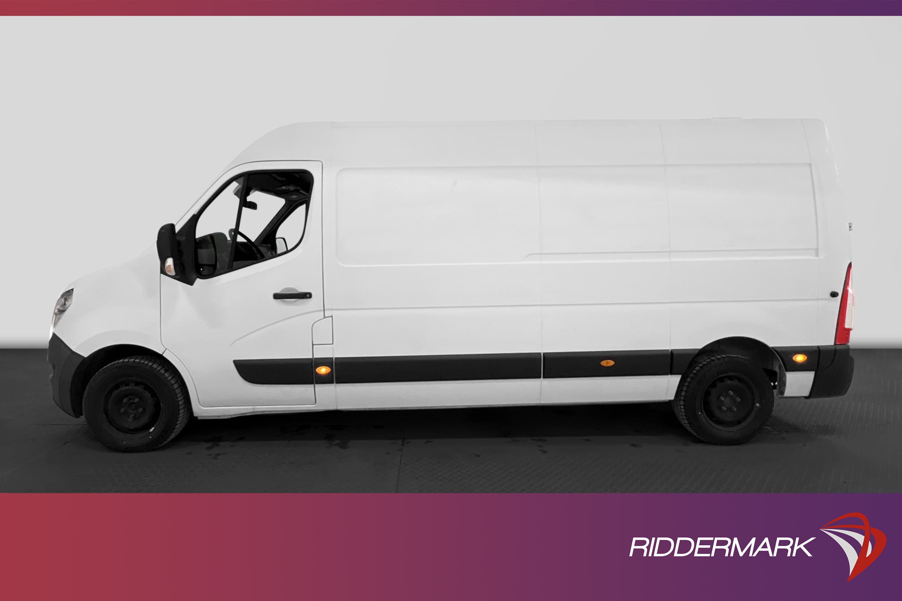 Nissan NV400