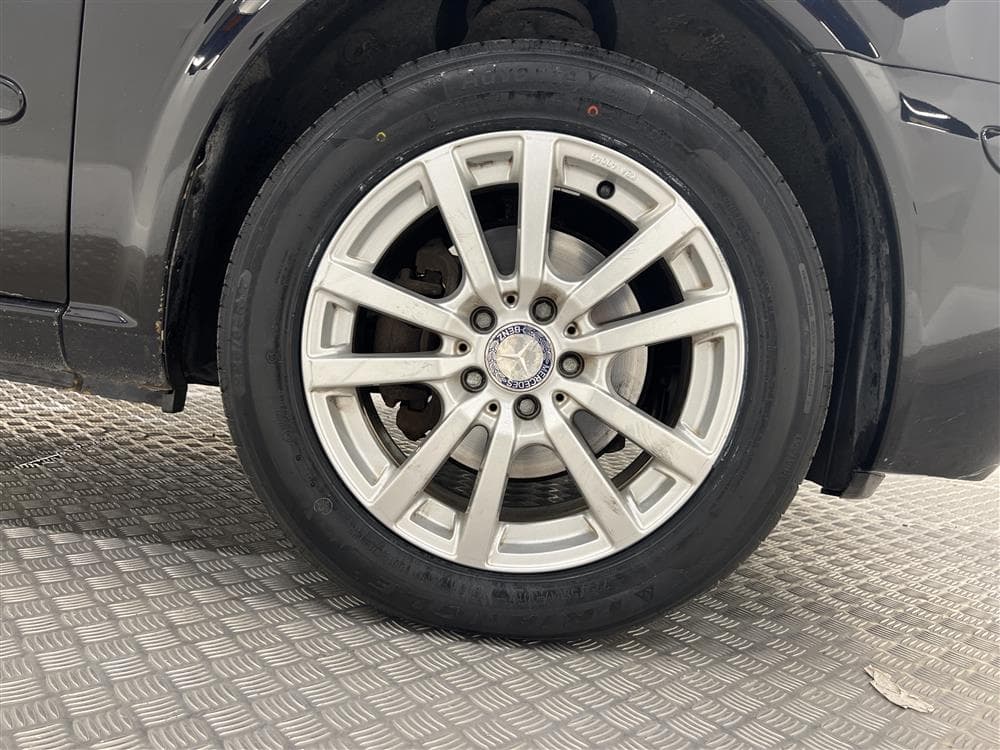 Mercedes-Benz Viano 2.2CDI Aut 163hk Navi Lång Värmare Drag interiör