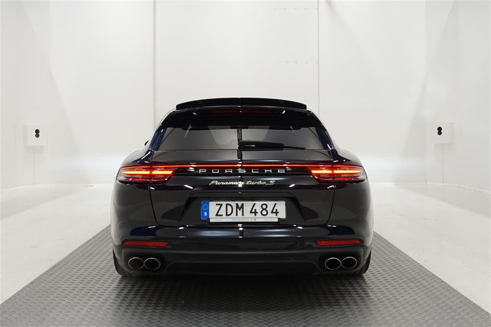 Porsche Panamera Turbo S E-Hybrid 680hk Kolfiber Pano Burmes