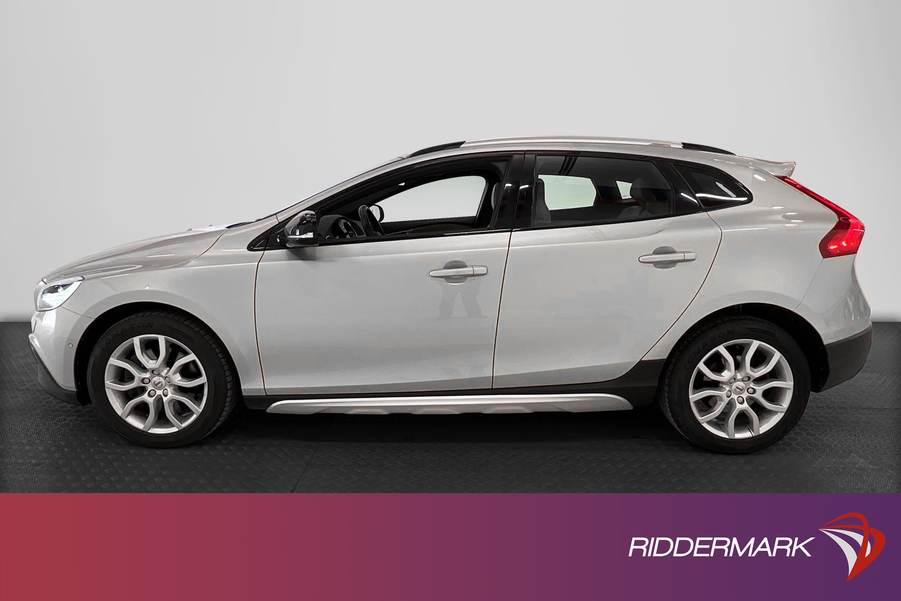 Volvo V40 Cross Country T5 AWD VoC Summum Pano B-Kamera Navi