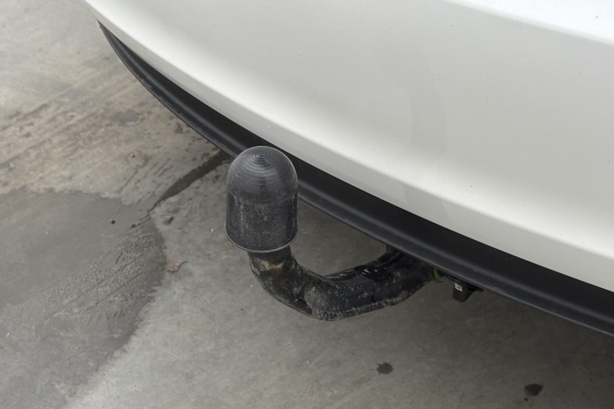 Tesla Model 3 Long Range AWD Pano Dragkrok AP Svensksåld