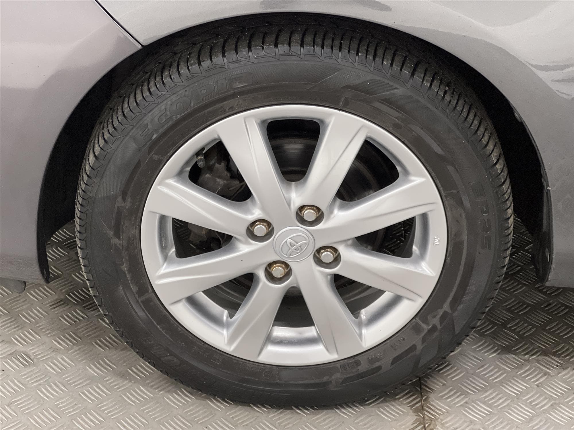 Toyota  Yaris 1.33 99hk M&K Värmare B-Kam 0,45L/Mil