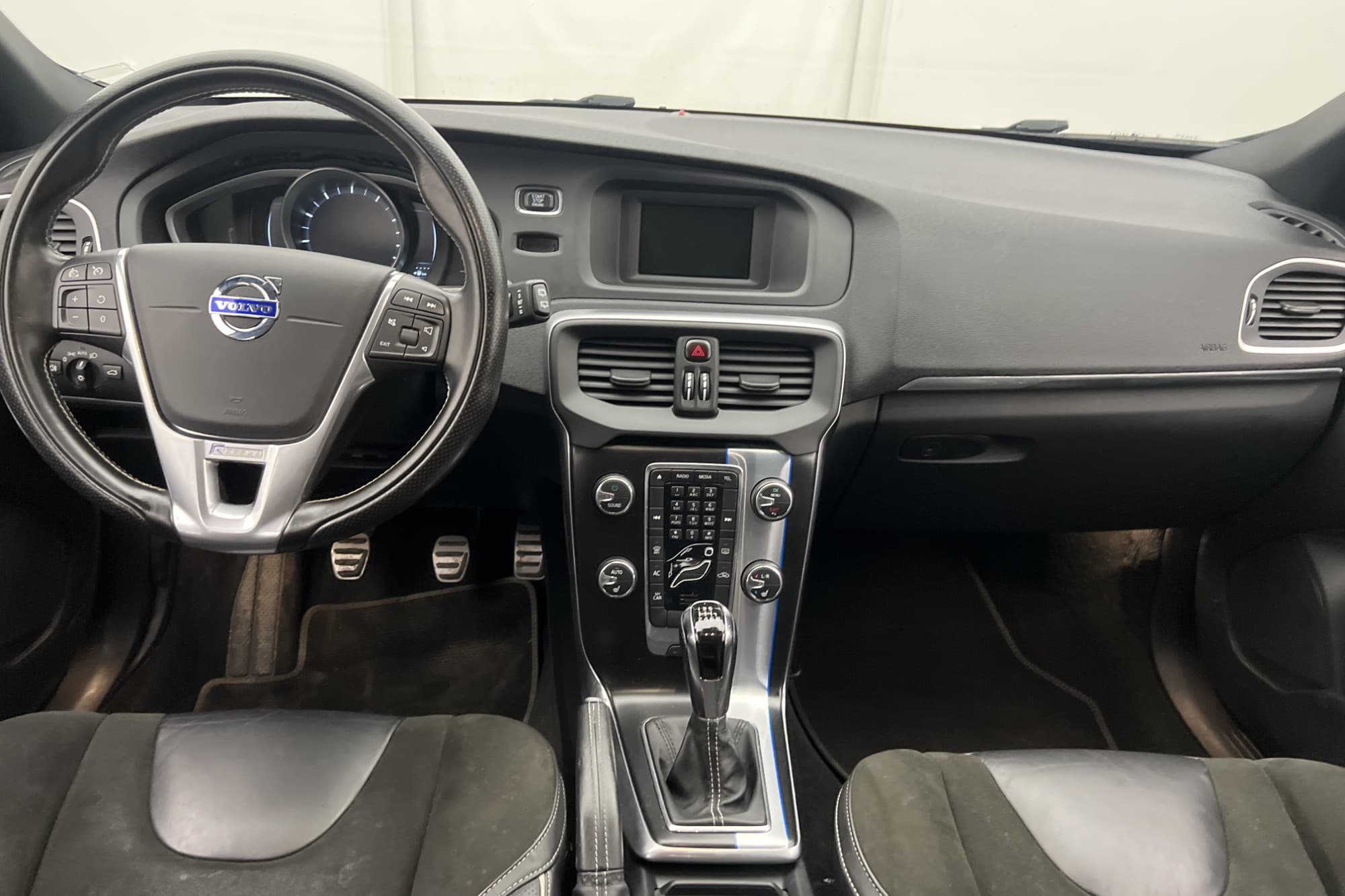 Volvo V40 T2 122hk R-Design Värmare P-Sensorer 0,55L/mil