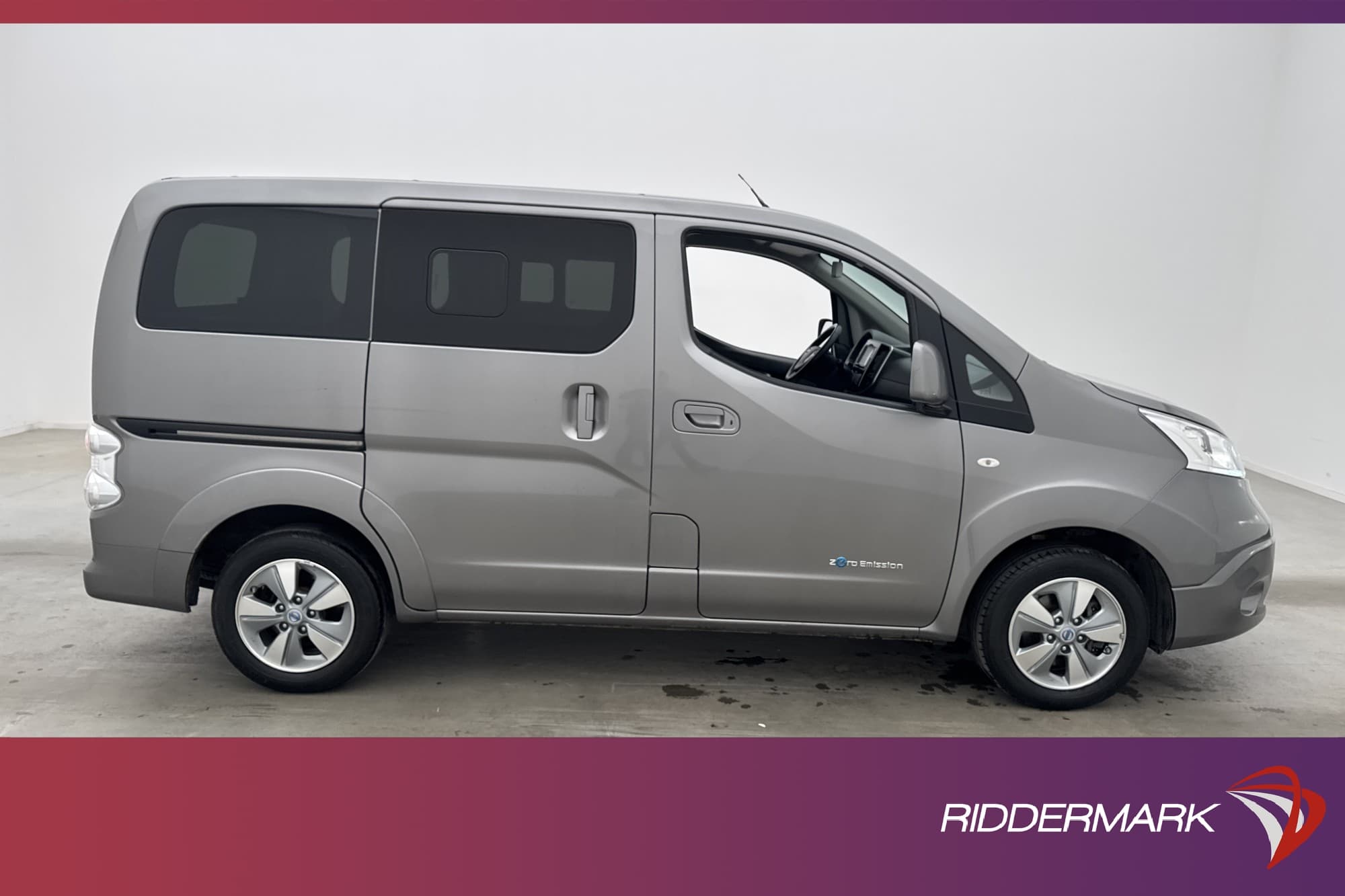Nissan e-NV200 Combi 24kWh B-Kamera Farthållare Navi 5-Sits