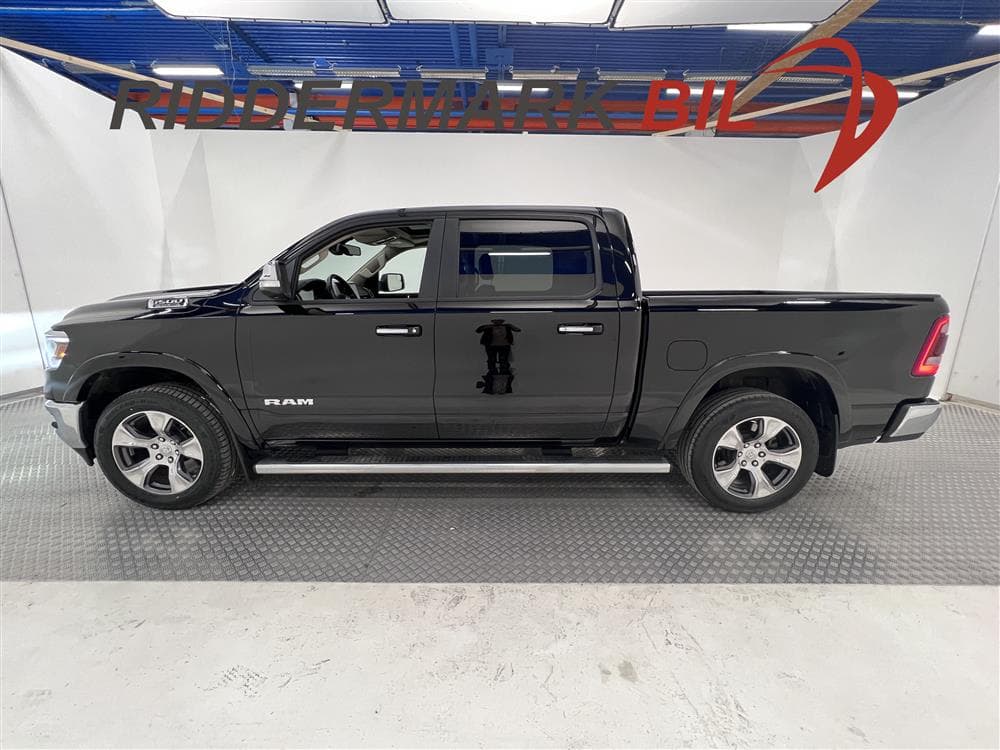 Dodge Ram Laramie 5.7 395hk Luftfjädring Pano Moms 