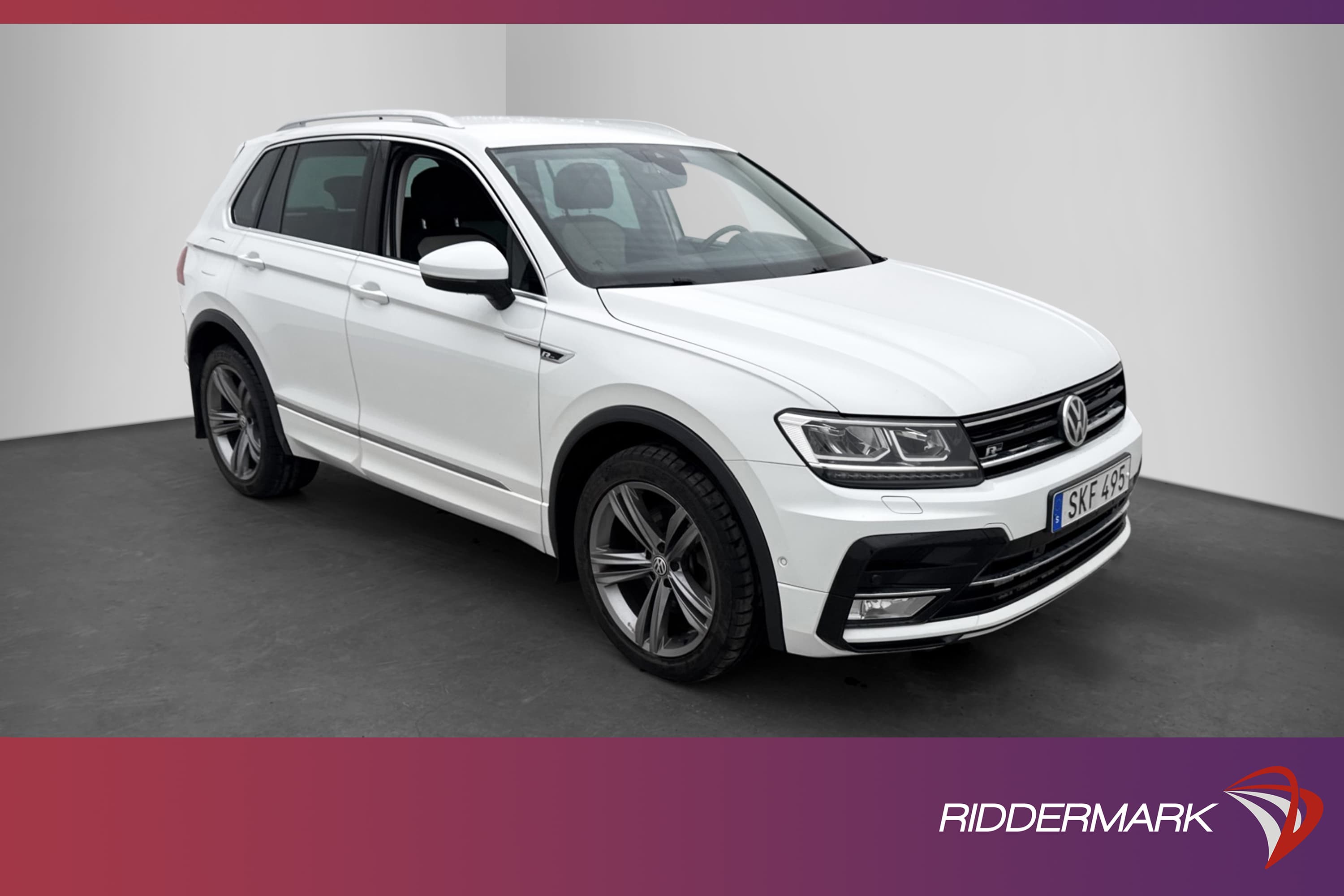 Volkswagen Tiguan 4M 190hk R-Line D-Värmare Cockpit Drag