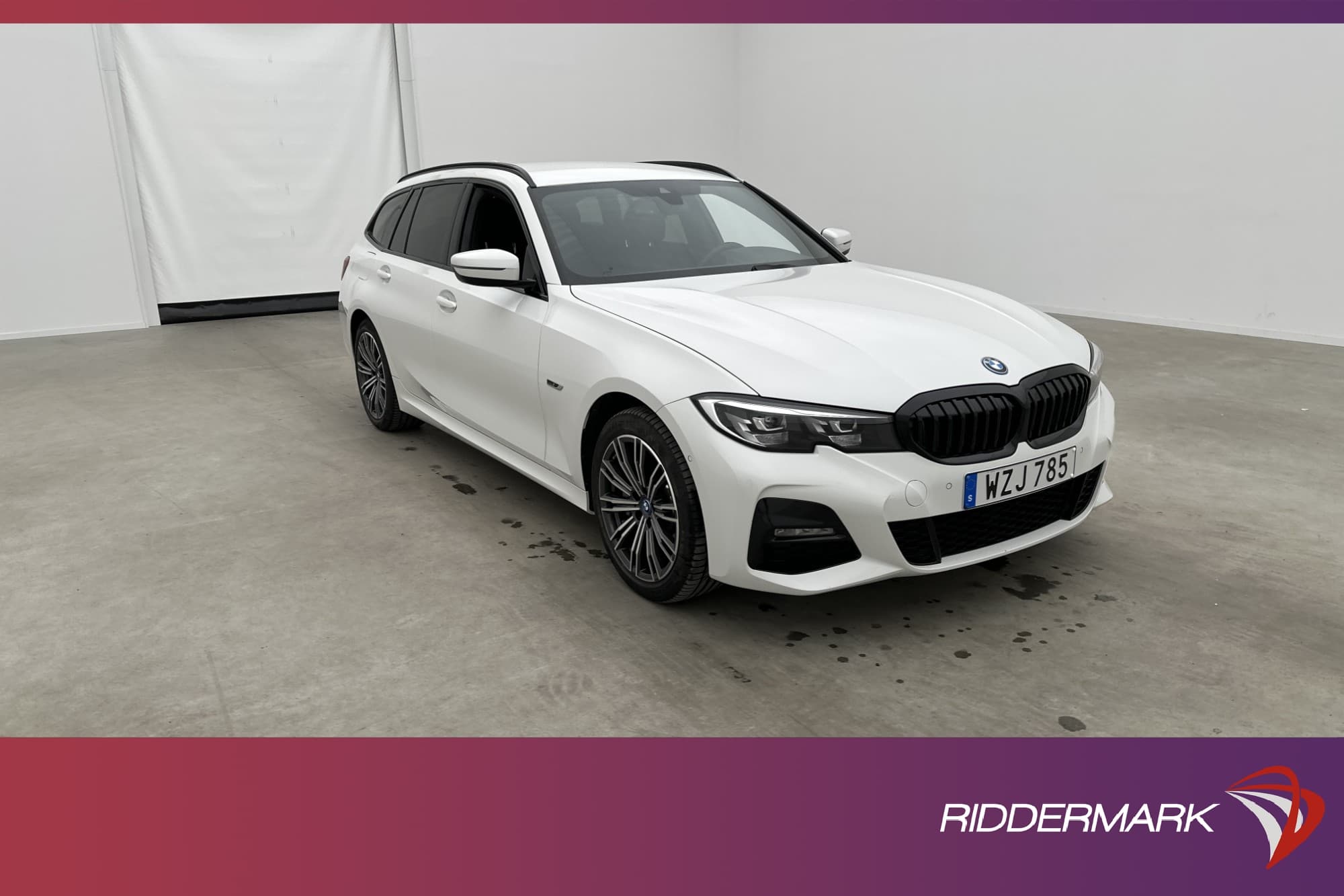 BMW 330e BMW xDrive Touring 292hk