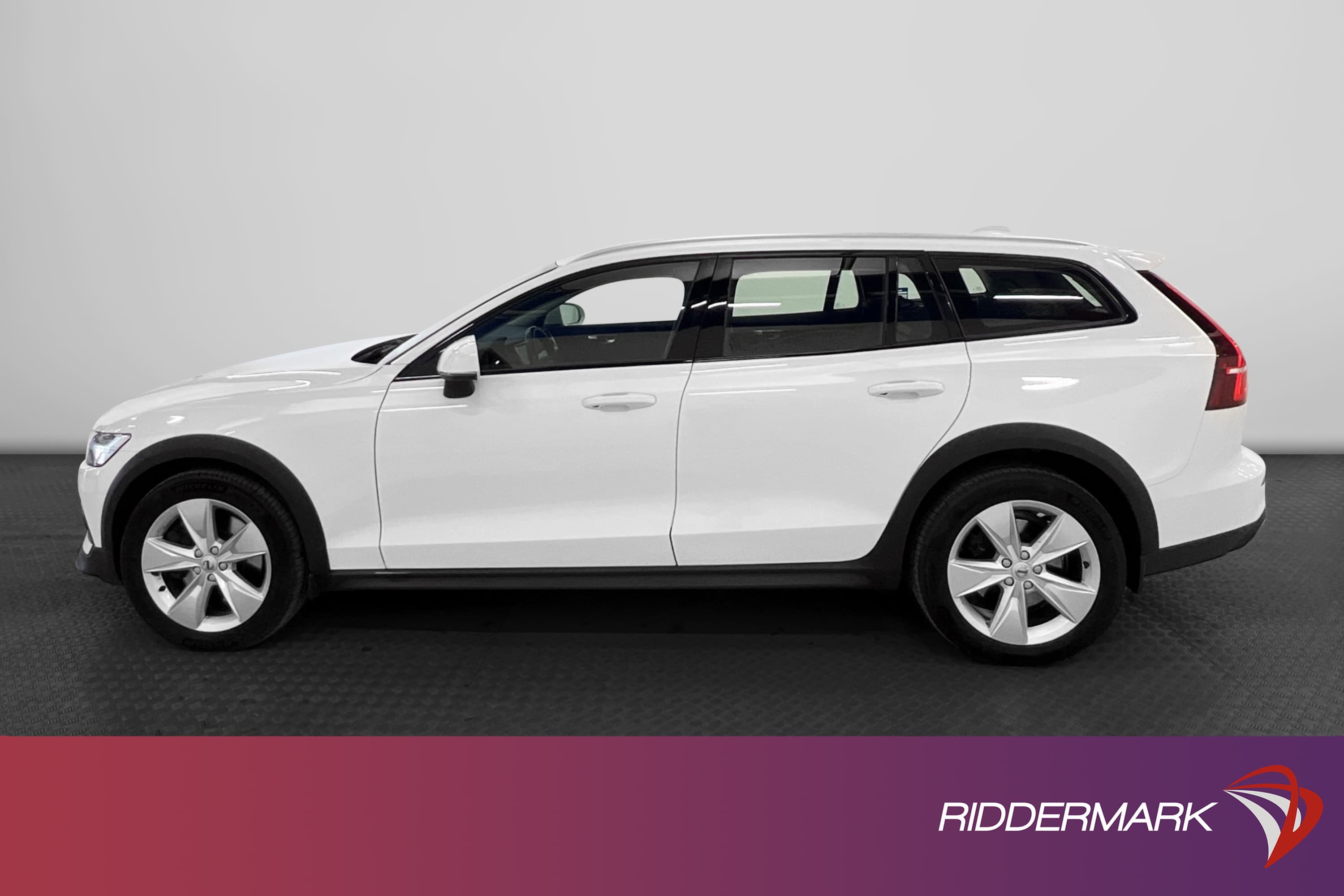 Volvo V60 Cross Country D4 AWD 190hk