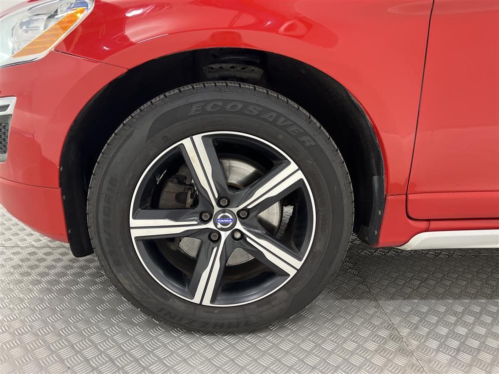 Volvo XC60 D3 163hk AWD R-Design D-Värm VOC Pano Skinn Naviinteriör
