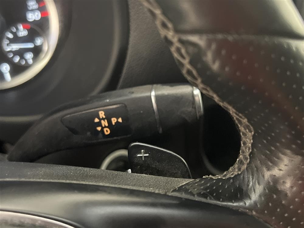 Mercedes-Benz Vito Mixto Aut 190hk Edt.1 Xlång Värmare Moms interiör