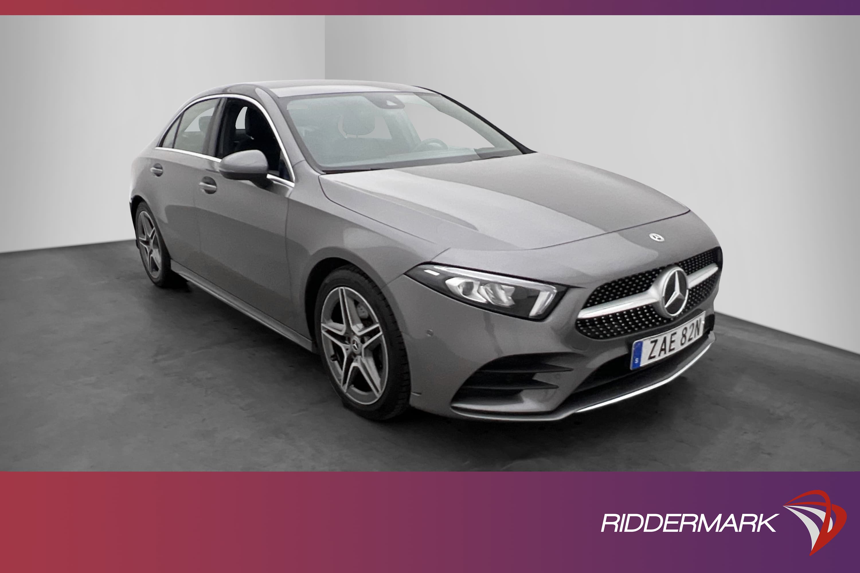 Mercedes-Benz A 220 4M 190hk AMG Wide Kamera CarPlay Drag