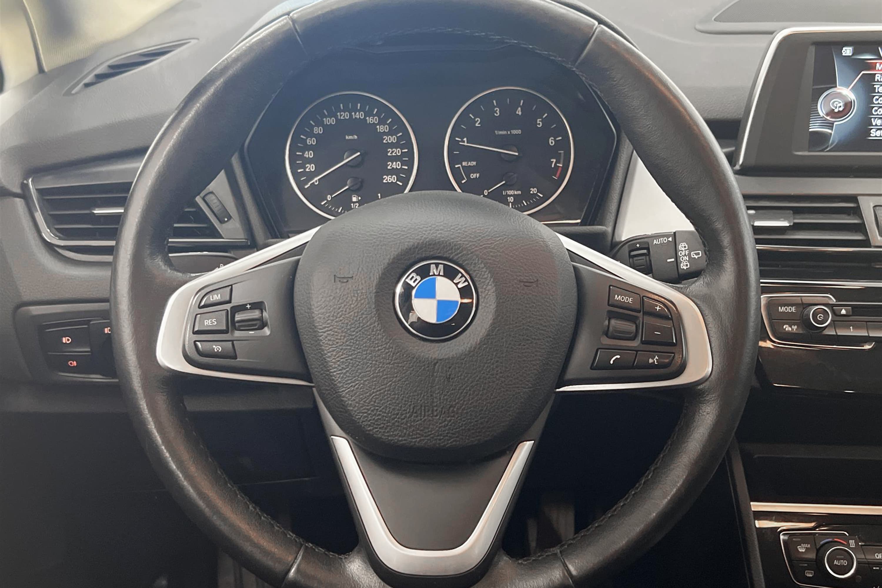 BMW 218i Gran Tourer 136hk 7 Sits Hifi B-Kam Låg Skatt