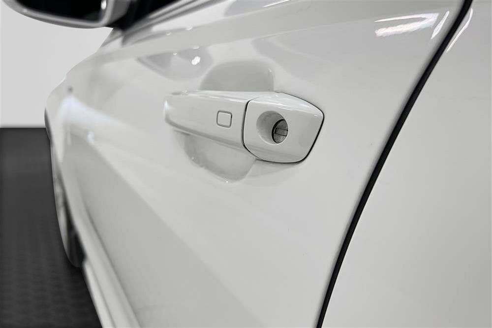 Audi A6 2.0 TDI 190hk Quattro S-Line Värmare Dragkrok Matrixinteriör