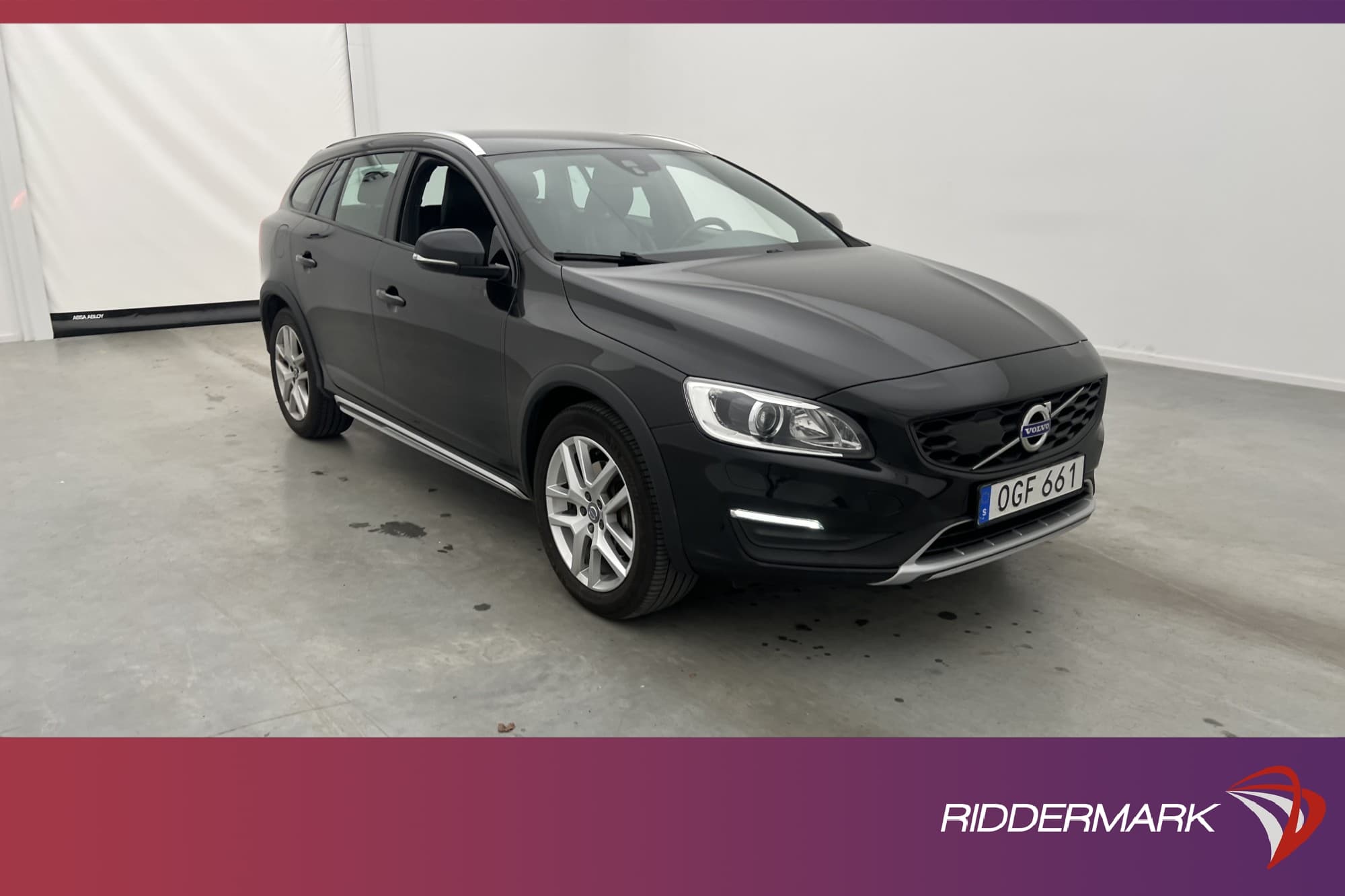 Volvo V60 Cross Country D4 AWD