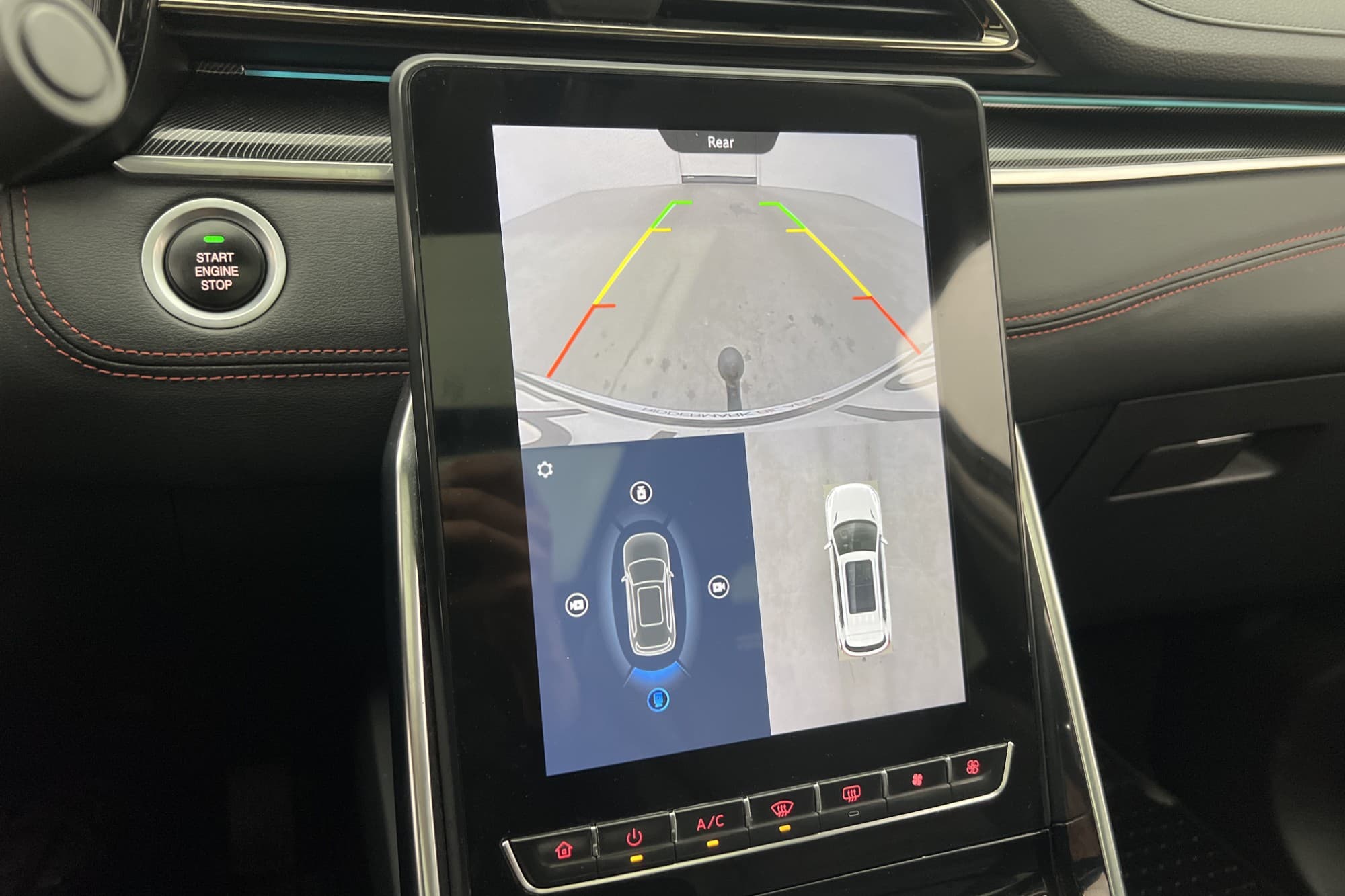 Maxus Euniq 6 70 kWh 177hk Exclusive Panorama 360° Dragkrok