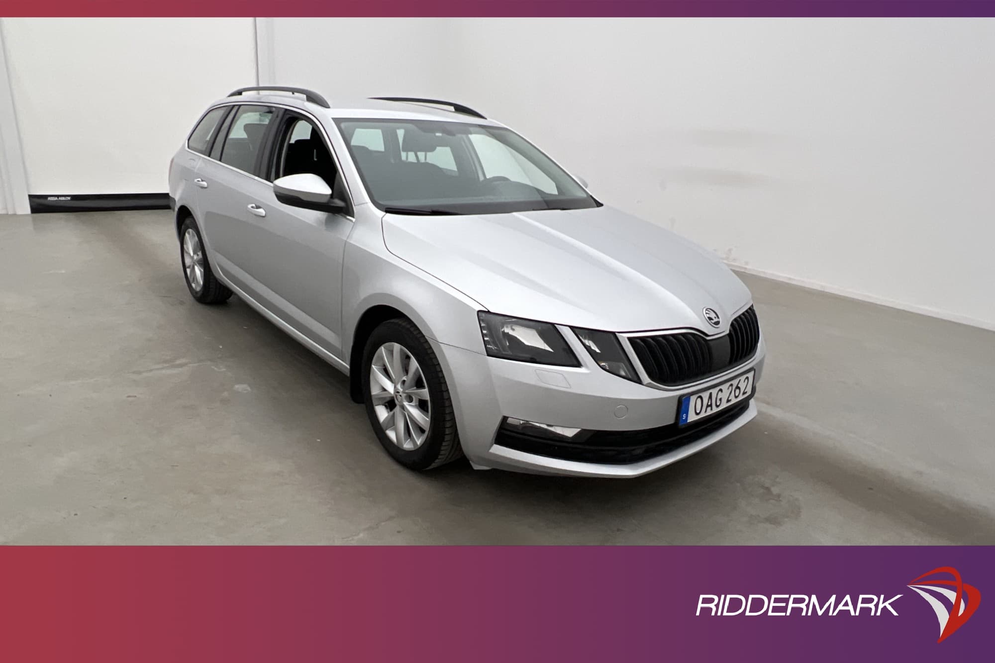 Skoda Octavia Kombi 1.0 TSI Ambition Sensorer CarPlay Drag