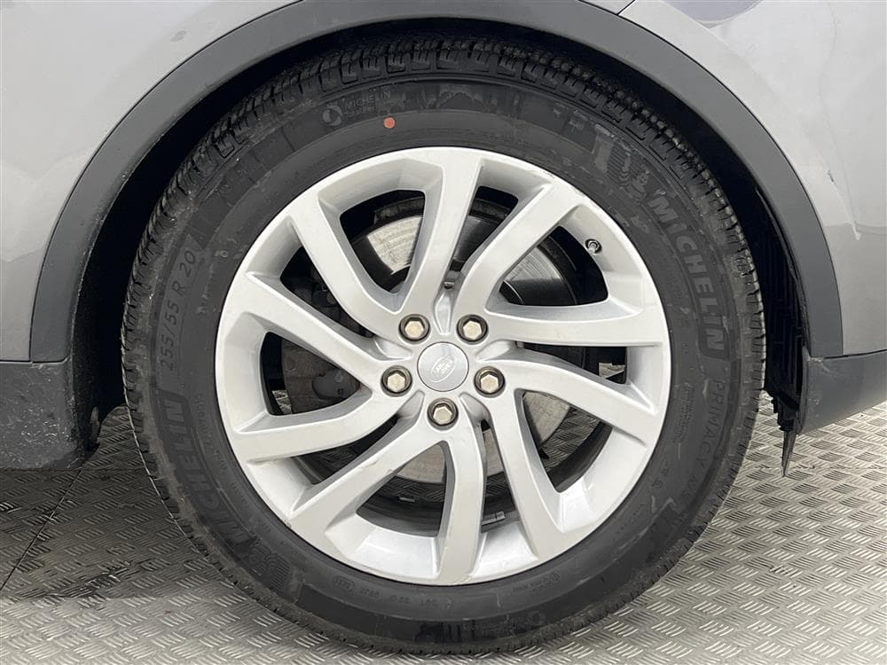 Land Rover Discovery 2.0 SD4 240hk Pano Meridian B-kam 7sits